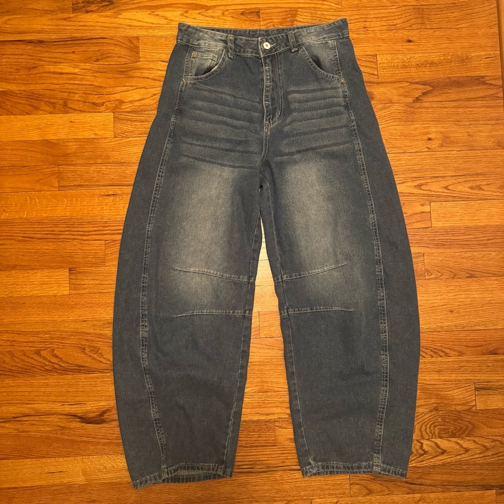Barrel Jeans